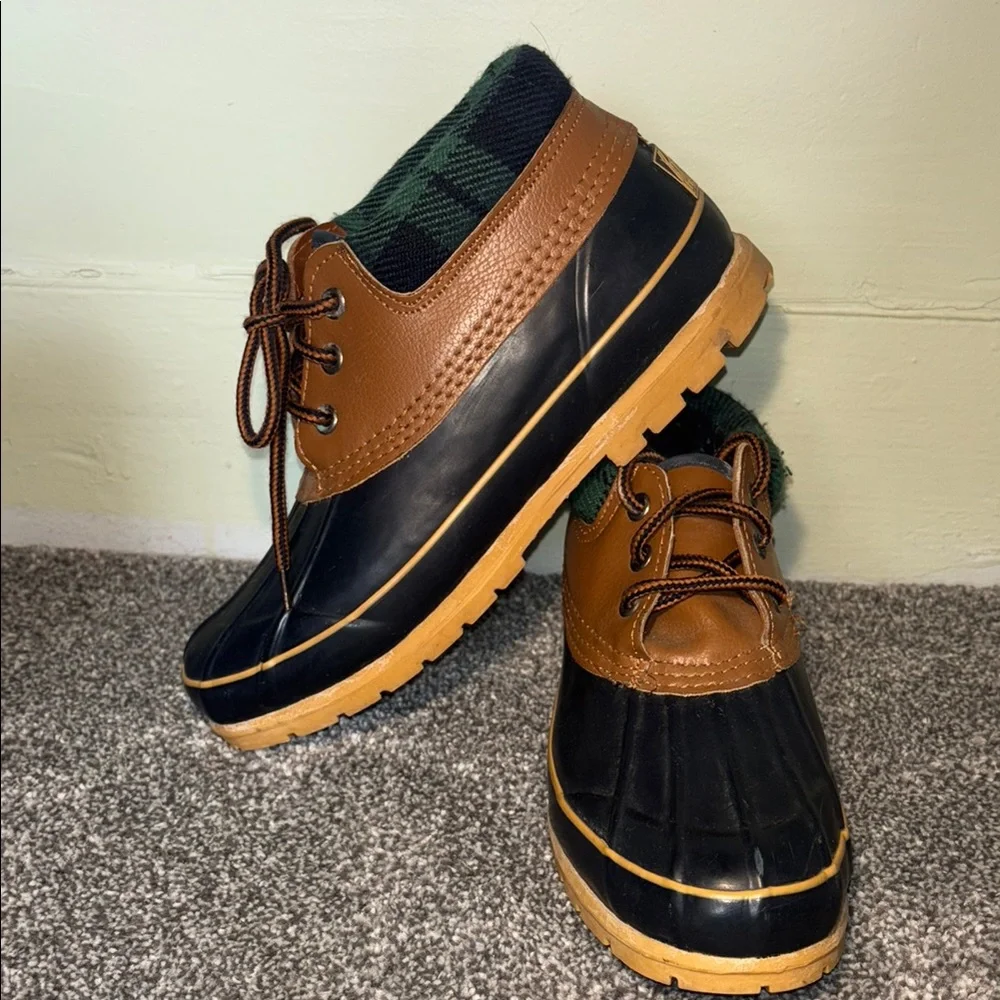 ITASCA Brown and Black Rain & Snow Boots with Lace-Up Design men’s size 7